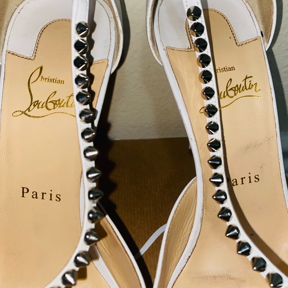 Christian Louboutin
White Spike Cross 100 Pvc Silver Criss Ankle Strap Stiletto - Picture 3 of 11